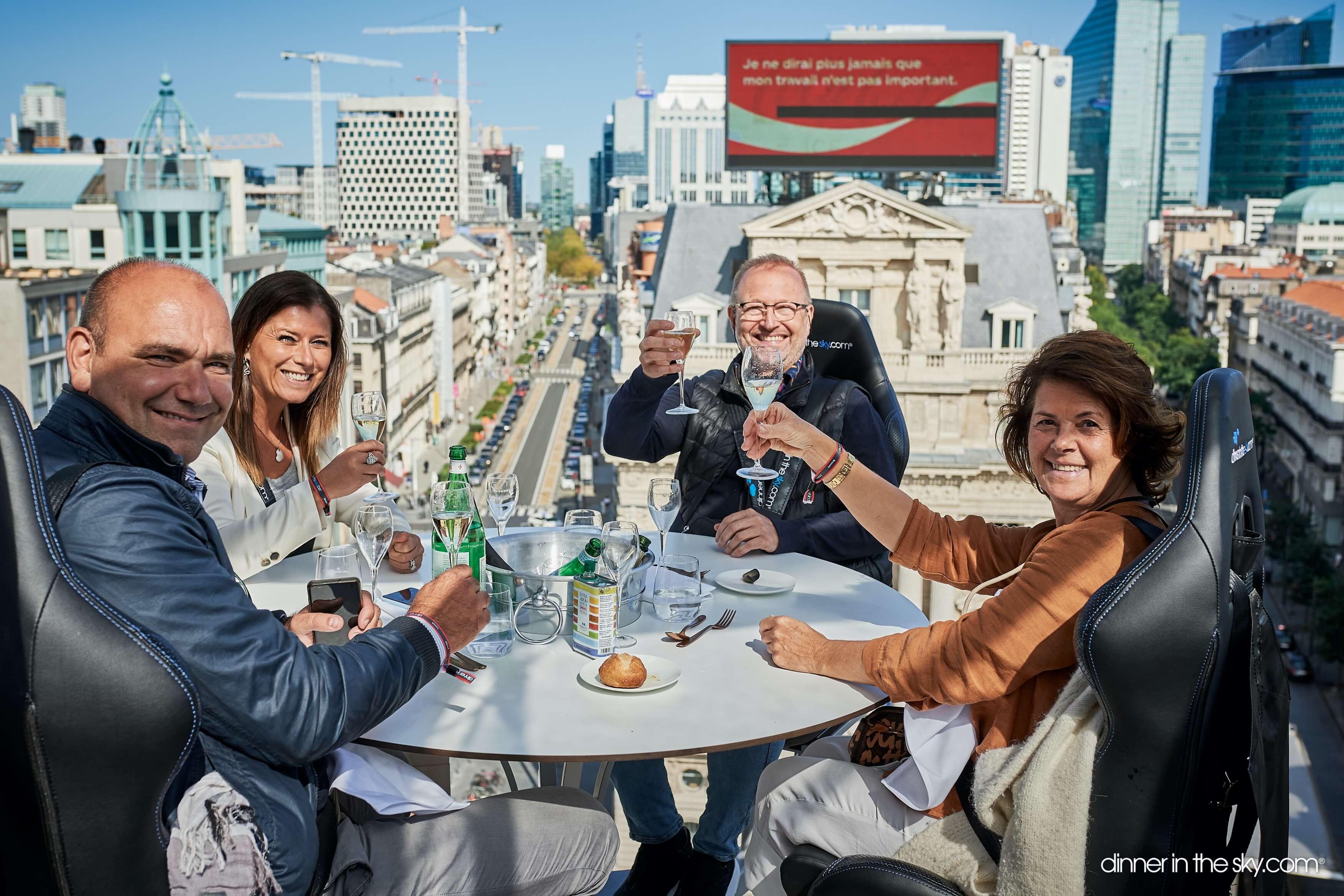 Dinner in the sky 2.0